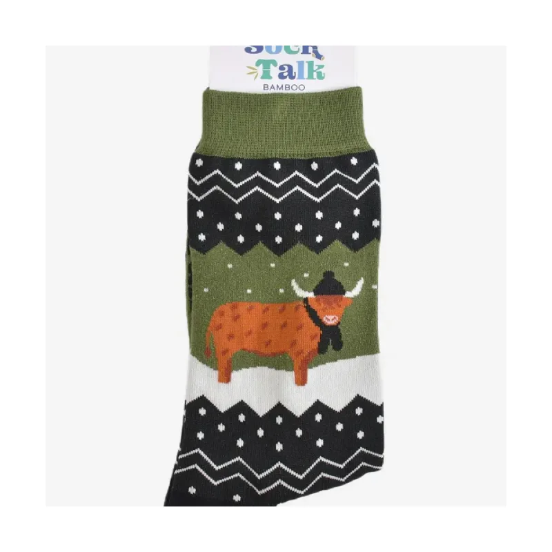 seamless wool socks for warmth -Winter Highland Cow - Men's Bamboo Socks